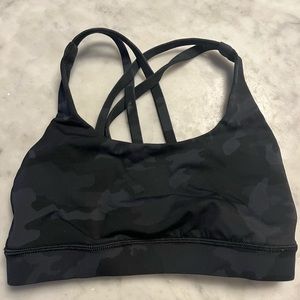 Lululemon sports bra